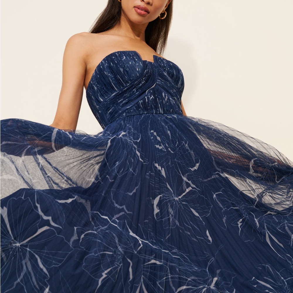 Hutch Corene Dress - Picture 2 of 13